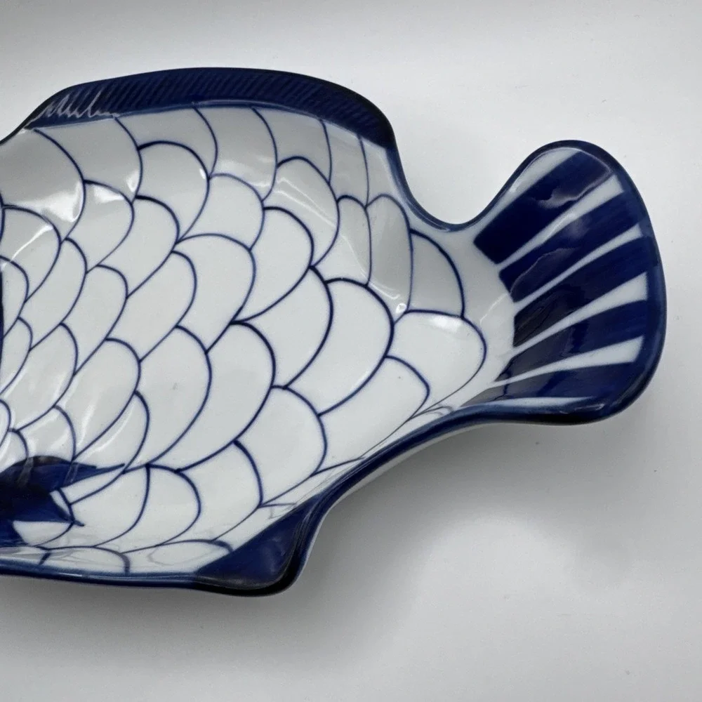 Vintage 90s Dansk Arabesque Fish Bowl Serving Platter Plate Blue & White